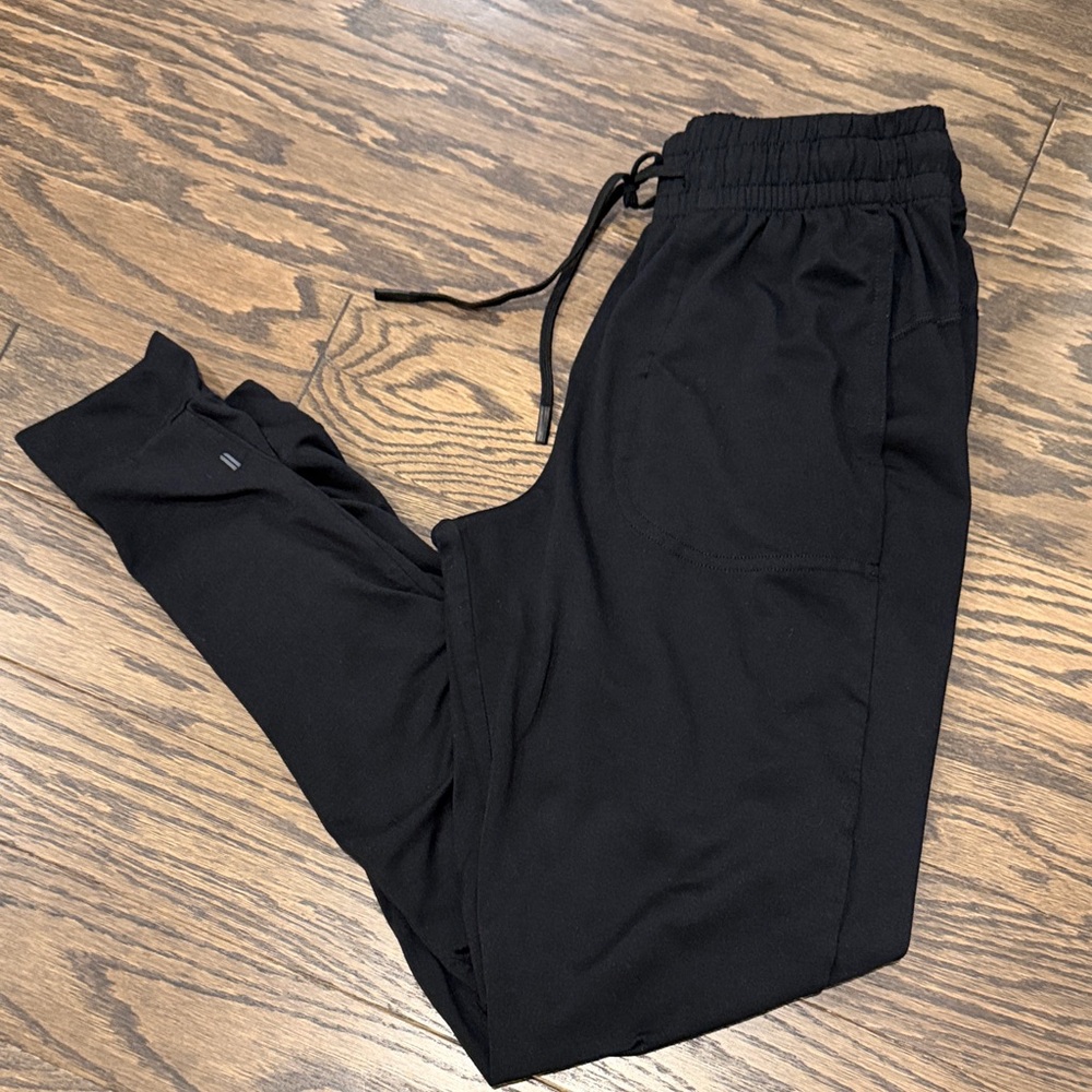 NOBULL Black women’s Joggers with Drawstring Waist